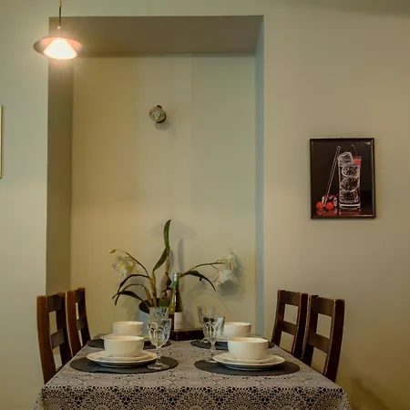Apartment Romeo Family *