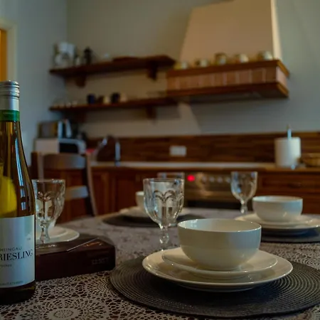 Romeo Family * Reval