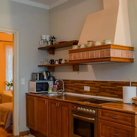 Apartment Romeo Family *